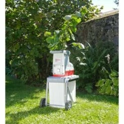 IKRA BROYEUR DE VEGETAUX 3000 Watts 9 IKRA BROYEUR DE VEGETAUX 3000 Watts -IKRA Soldes Magasin 10999070 3